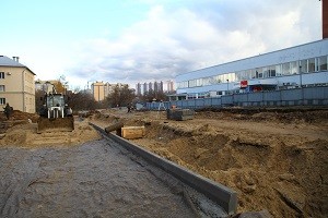 Алексей Ладыков и Леонид Вакс провели межведомственный выезд на место строительства улично-дорожной сети в Чебоксарах Алексей Ладыков и Леонид Вакс провели межведомственный выезд на место строительства улично-дорожной сети в Чебоксарах