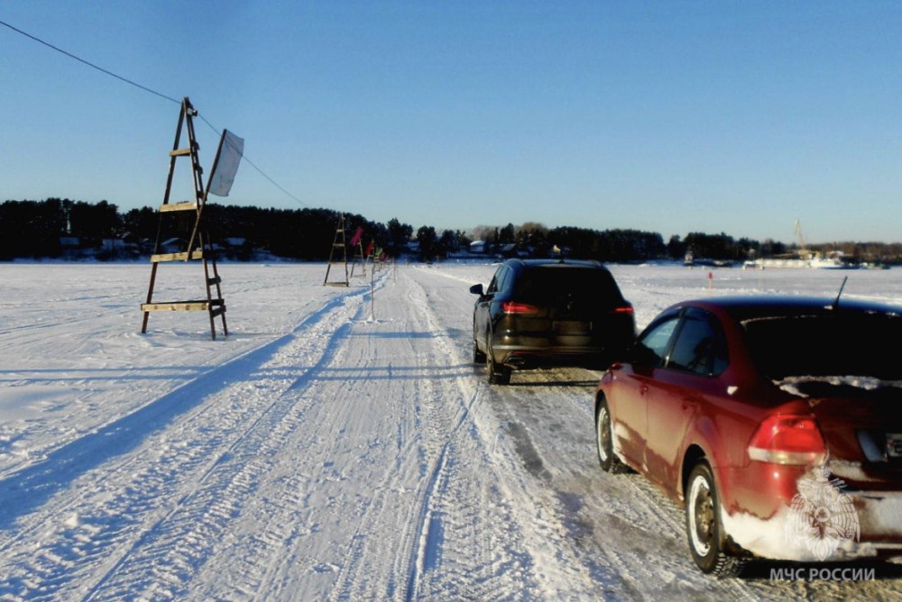 Еще две ледовые переправы открыты в Прикамье
