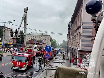 Нижегородские пожарные ликвидировали возгорание в частной клинике Нижегородские пожарные ликвидировали возгорание в частной клинике