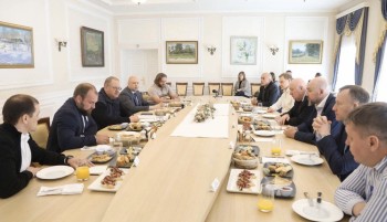 Пензенское правительство будет ежеквартально завтракать с бизнесменами Пензенское правительство будет ежеквартально завтракать с бизнесменами