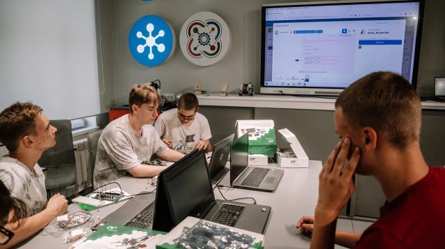 Мининский университет презентует новую концепцию по преподаванию физики в школах Совету ректоров ПФО Мининский университет презентует новую концепцию по преподаванию физики в школах Совету ректоров ПФО