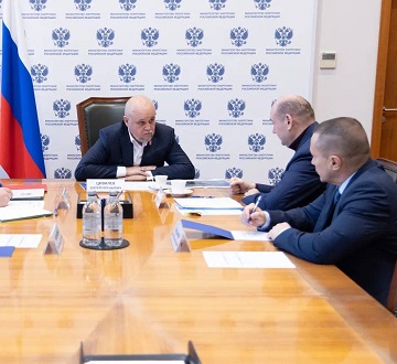  Глава Оренбуржья встретился с министром энергетики РФ