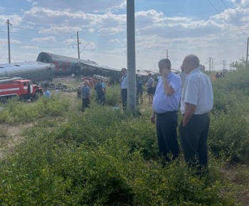 Поезд Казань - Адлер столкнулся с &quot;КамАЗом&quot; в Волгоградской области