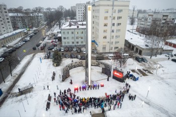 Стелу «Киров — город трудовой доблести» открыли 22 декабря