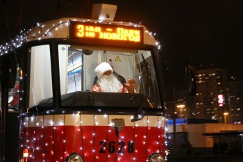 Украшенные новогодней иллюминацией трамваи начнут курсировать по Нижнему Новгороду