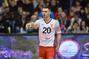 Выступавший в прошлом сезоне за белгородское &quot;Белогорье&quot; Артём Зеленков будет играть в нижегородском волейбольном клубе АСК