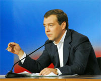 Медведев выступает за приватизацию государственных СМИ
