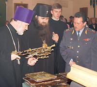 Братанов передаст архиепископу Георгию иконы, похищенные из приходов Нижегородской епархии в 2005 году