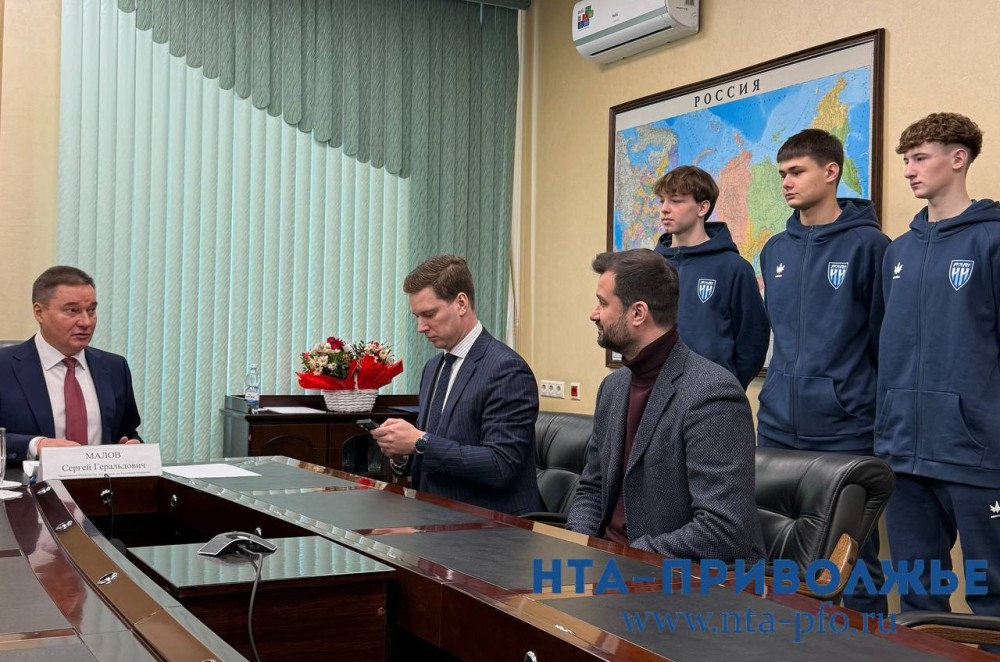 Сергей Малов разъяснил изменения в загранпаспорте для юных нижегородцев