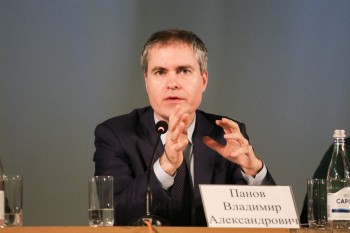 "Будем разбираться с территорией застройки сквера в районе улиц Горной и 40 лет Октября и поддерживать жителей", - Владимир Панов