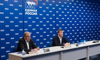 &quot;Единая Россия&quot; предложила увеличить долю оклада в зарплате бюджетников до 70%