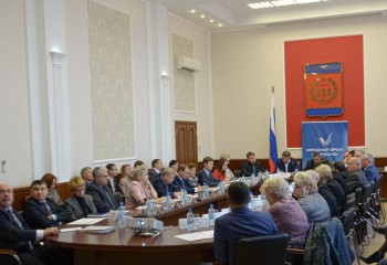 Совещание по проблемам здравоохранения с представителями Общественного народного фронта состоялось в администрации Дзержинска