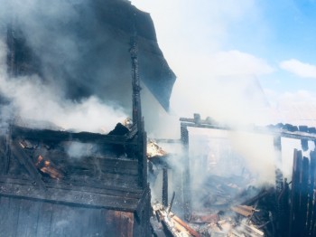 Трое детей и один взрослый погибли на пожаре в Пильниском районе Нижегородской области (ВИДЕО)