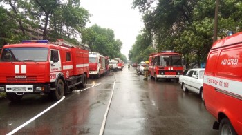 Пожар на заводе &quot;ГАЗ&quot; в Нижнем Новгороде локализован на площади 300 кв. м. (ВИДЕО)