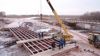 Движение по трем мостам ограничат в Оренбуржье из-за ремонта