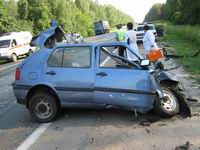 В Нижегородской области в результате столкновения Volkswagen с КамАЗом погибли водитель и пассажирка иномарки