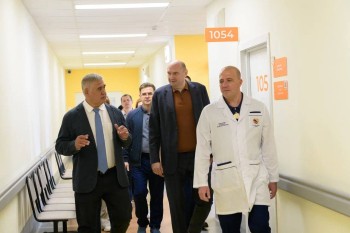 Нейрохирург Альберт Суфианов прибыл в Оренбуржье по приглашению Евгения Солнцева