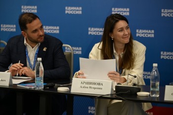 В ЕР предложили ввести мораторий на рост нагрузки в школах