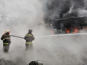 Около 800 квадратных метров составила площадь пожара в Тольятти Самарской области