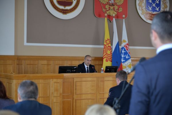 "Жилищно-коммунальные и транспортные службы с задачей справились. Отдельно благодарю службы МВД и ГИБДД", - Алексей Ладыков