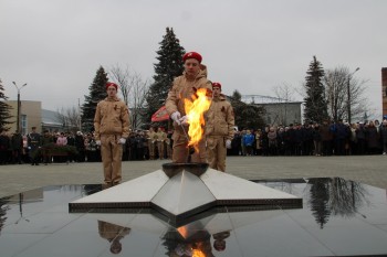 В Гагине открыли мемориал воинам ВОВ и зажгли Вечный огонь