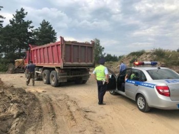 Демонтирующая здание на ул. Самочкина в Нижнем Новгороде компания оштрафована за  несанкционированный сброс отходов