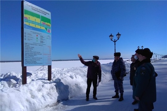 Антитеррористическую защищенность объектов с массовым пребыванием людей проверили в Чебоксарах Антитеррористическую защищенность объектов с массовым пребыванием людей проверили в Чебоксарах