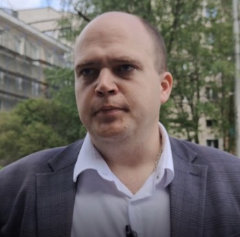 Глава кировского фонда капремонта Лаврентий Ситников уходит на СВО Глава кировского фонда капремонта Лаврентий Ситников уходит на СВО
