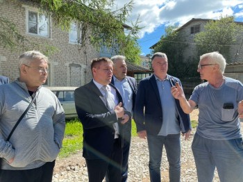 Благоустройство дворовых территорий по проекту ФКГС стартовало в Урене