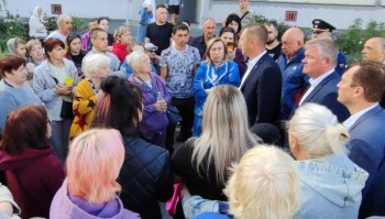 Горячая линия организована для пострадавших от падения обломков БпЛА в Саратове Горячая линия организована для пострадавших от падения обломков БпЛА в Саратове