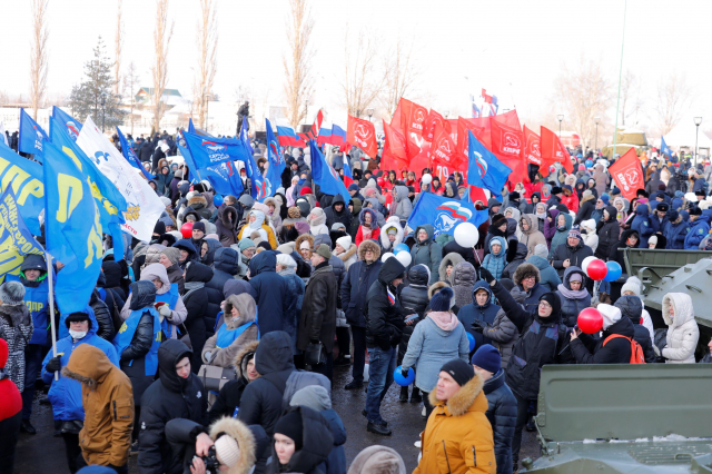 Митинг-концерт "Слава защитникам Отечества!" прошел в нижегородском Парке Победы