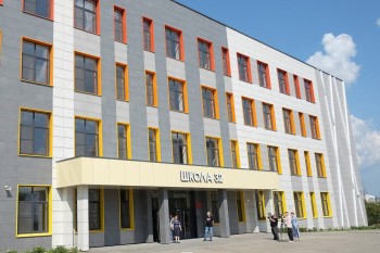 Приемку школы на 1,1 тыс. мест в Слободе Курочкины провели в Кировской области