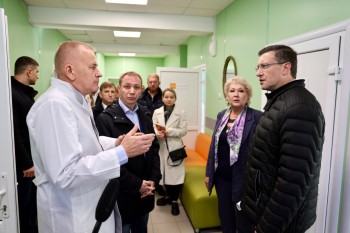 Глеб Никитин проверил ремонт в Вачской ЦРБ, которая войдёт в состав медцентра Глеб Никитин проверил ремонт в Вачской ЦРБ, которая войдёт в состав медцентра