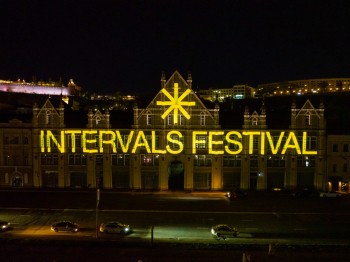 Международный фестиваль медиаискусства INTERVALS в Нижнем Новгороде в день открытия посетило около 80 тысяч человек