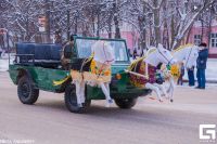 Победителем &quot;Новогоднего автокарнавала&quot; в Чебоксарах стал запряженный в тройку лошадей внедорожник

