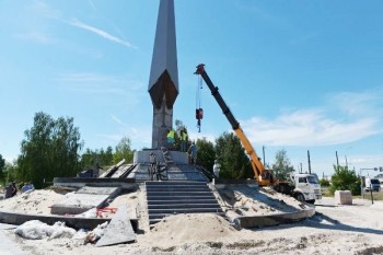 Памятная стела в честь тружеников тыла во время ВОВ возводится в Дзержинске