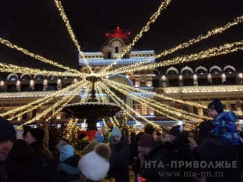 Новогодние декорации на Нижегородской ярмарке останутся на предстоящие выходные