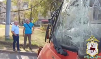 Три пассажира пострадали в ДТП с маршруткой в Нижнем Новгороде