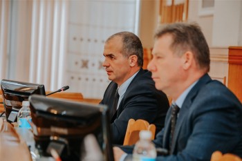 "Предлагаю в работу взять первые пять общественных пространств, набравшие наибольшее количество голосов", - Алексей Ладыков