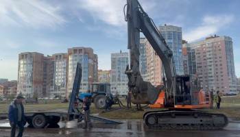 Водопровод на 450 мм прорвало в Саранске Водопровод на 450 мм прорвало в Саранске