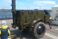«Полевая кухня» работает в специально возведенных белых шатрах на Красной площади Чебоксар 