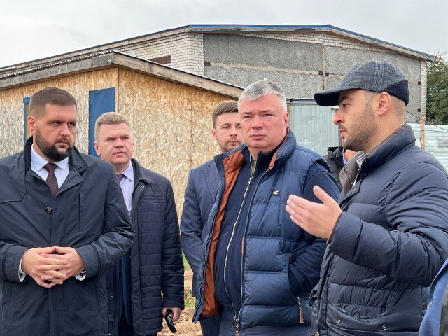 Артем Кавинов посетил ряд социальных объектов в Уренском и  Воскресенском районах