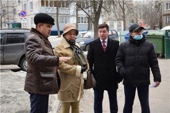 Более 2,7 млн рублей составила стоимость благоустройства дворовой территории на улице Эльгера в Чебоксарах