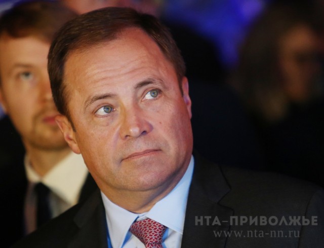 Полпред президента РФ в ПФО Игорь Комаров выразил соболезнования в связи с трагедией в Казани Полпред президента РФ в ПФО Игорь Комаров выразил соболезнования в связи с трагедией в Казани