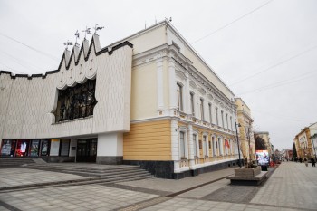 Нижегородский театр кукол возобновил показ репертуарных спектаклей на большой сцене после ремонта