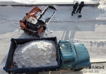 УК Ижевска не справляются со снегопадом