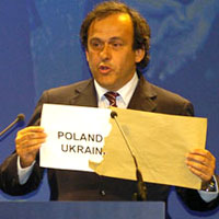 Украина и Польша примут Чемпионат Европы по футболу 2012 года