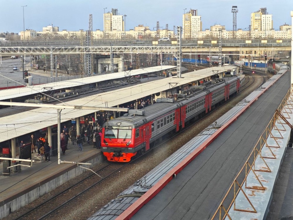  Скидка 50% на билеты в пригородные поезда для студентов и школьников будет действовать с 1 сентября