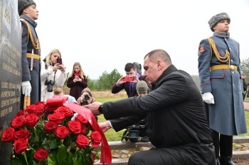 Мемориал памяти павшим в ВОВ открыли в Марий Эл