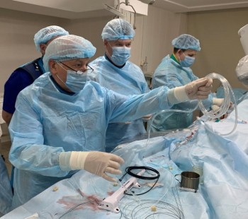 Оперция на артериях сердца с использованием минибура впервые проведена в ГКБ №5
